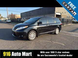Image of 2017 TOYOTA SIENNA
