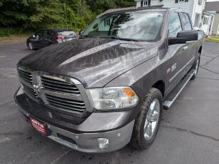 2016 RAM 1500 SLT