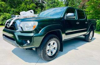 Image of 2014 TOYOTA TACOMA DOUBLE CAB PICKUP 4D 5 FT