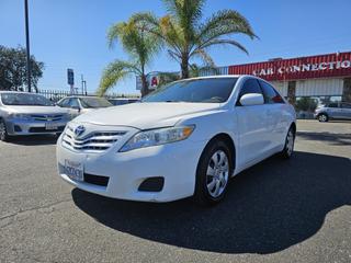 Image of 2011 TOYOTA CAMRY