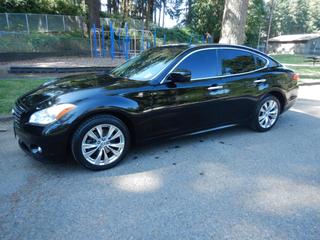 Image of 2012 INFINITI M