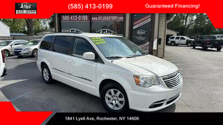 Image of 2013 CHRYSLER TOWN & COUNTRY