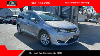 Image of 2017 CHRYSLER PACIFICA