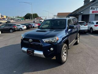 Image of 2016 TOYOTA 4RUNNER