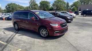 Image of 2021 CHRYSLER PACIFICA