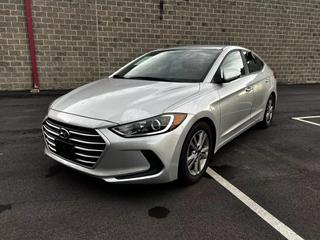 Image of 2017 HYUNDAI ELANTRA