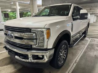 Image of 2017 FORD F250 SUPER DUTY CREW CAB