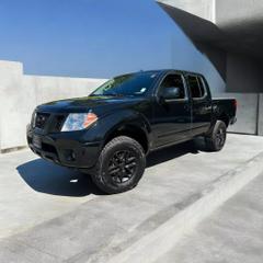 Image of 2017 NISSAN FRONTIER CREW CAB