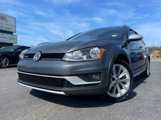 2017 VOLKSWAGEN GOLF ALLTRACK TSI S