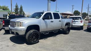 Image of 2011 GMC SIERRA 1500 CREW CAB