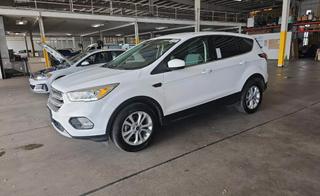 Image of 2017 FORD ESCAPE