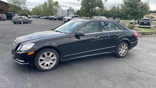 Image of 2013 MERCEDES-BENZ E-CLASS