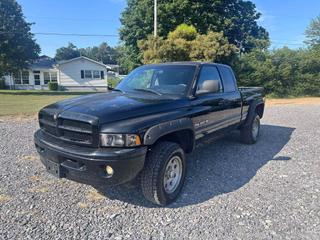 Image of 2001 DODGE RAM 1500 QUAD CAB