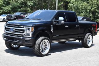 Image of 2022 FORD F250 SUPER DUTY CREW CAB PLATINUM PICKUP 4D 6 3/4 FT