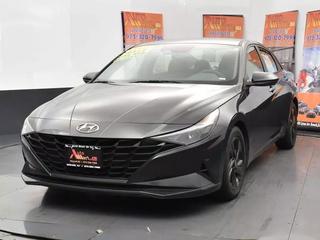 Image of 2021 HYUNDAI ELANTRA SEL SEDAN 4D