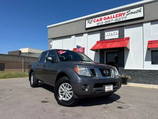 2017 NISSAN FRONTIER SL
