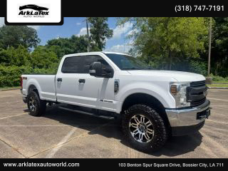 Image of 2019 FORD F350 SUPER DUTY CREW CAB