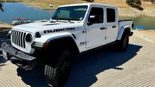 Image of 2020 JEEP GLADIATOR