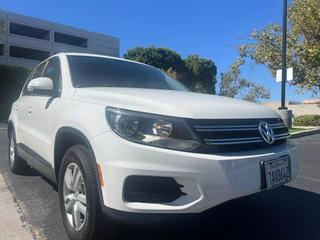 Image of 2013 VOLKSWAGEN TIGUAN