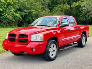 Image of 2007 DODGE DAKOTA QUAD CAB SLT PICKUP 4D 5 1/2 FT