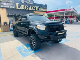 Image of 2017 TOYOTA TUNDRA CREWMAX