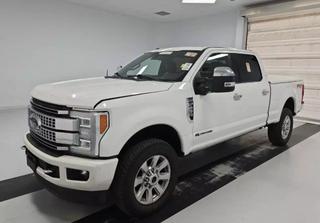 2017 FORD F250 SUPER DUTY CREW CAB - Image