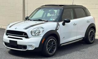 Image of 2016 MINI COUNTRYMAN