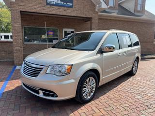 Image of 2016 CHRYSLER TOWN & COUNTRY