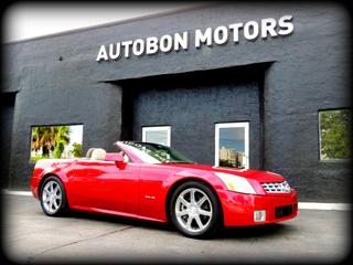 Image of 2004 CADILLAC XLR