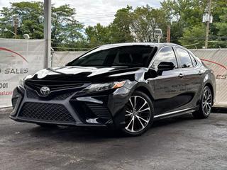 Image of 2018 TOYOTA CAMRY