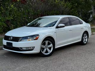 Image of 2015 VOLKSWAGEN PASSAT