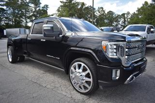 Image of 2021 GMC SIERRA 3500 HD CREW CAB DENALI PICKUP 4D 8 FT