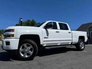 Image of 2019 CHEVROLET SILVERADO 2500 HD CREW CAB LT PICKUP 4D 6 1/2 FT