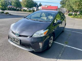 Image of 2015 TOYOTA PRIUS