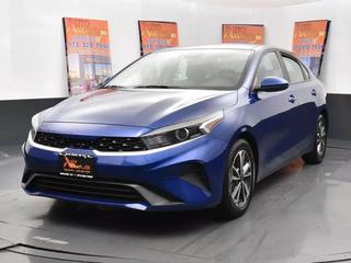 Image of 2023 KIA FORTE LXS SEDAN 4D