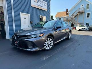 Image of 2019 TOYOTA CAMRY