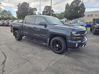 Image of 2017 CHEVROLET SILVERADO 1500 CREW CAB