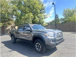 Image of 2017 TOYOTA TACOMA DOUBLE CAB