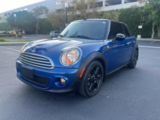 Image of 2015 MINI CONVERTIBLE