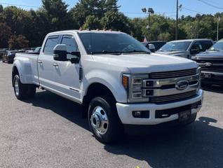 Image of 2019 FORD F350 SUPER DUTY CREW CAB LIMITED PICKUP 4D 8 FT