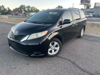 Image of 2015 TOYOTA SIENNA