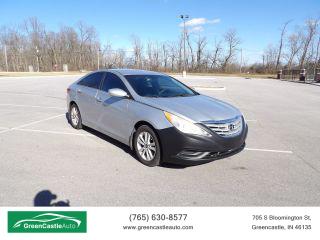 2013 HYUNDAI SONATA SEDAN SILVER AUTOMATIC - Greencastle Auto LLC, Greencastle, IN, 39.63570, -86.85279