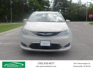Image of 2017 CHRYSLER PACIFICA