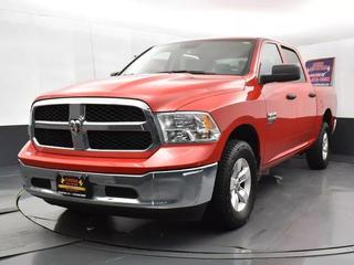 2022 RAM 1500 CLASSIC CREW CAB PICKUP V8, HEMI, 5.7 LITER SLT PICKUP 4D 5 1/2 FT