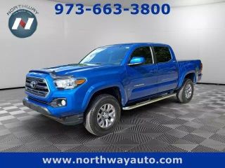 2016 TOYOTA TACOMA SR5