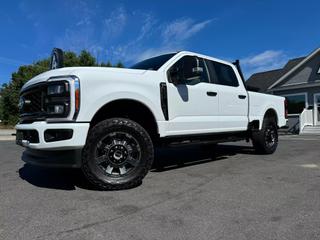 Image of 2023 FORD F250 SUPER DUTY CREW CAB XL PICKUP 4D 6 3/4 FT