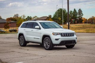 2019 JEEP GRAND CHEROKEE LAREDO E