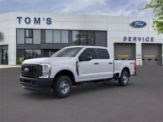 2024 FORD F350 SUPER DUTY CREW CAB XL PICKUP 4D 6 3/4 FT