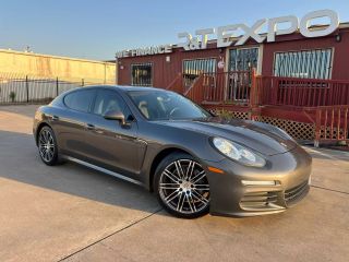 Image of 2014 PORSCHE PANAMERA