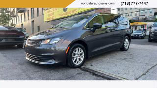 Image of 2017 CHRYSLER PACIFICA